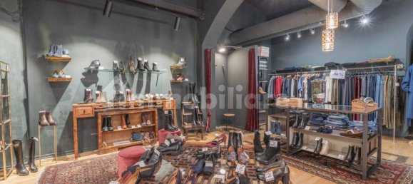 2-Zimmer Gewerbliche Immobilie in Turin, Italy, Nr. 10852 11