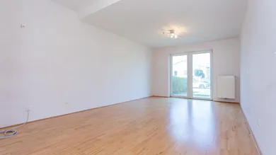 Квартира с 4 комнатами в Принцерсдорф, Австрия № 37156