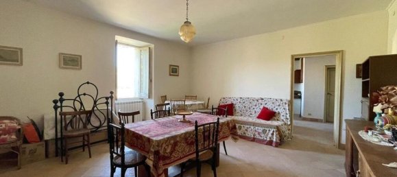 4 bedrooms Castles in Pico, Italy No. 57431 17