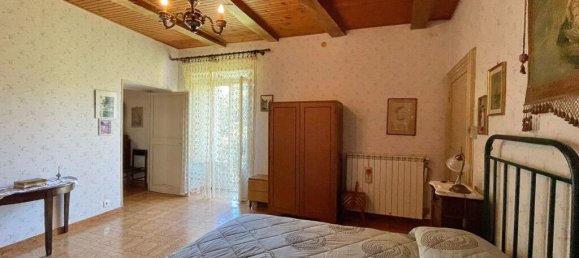 4 bedrooms Castles in Pico, Italy No. 57431 29