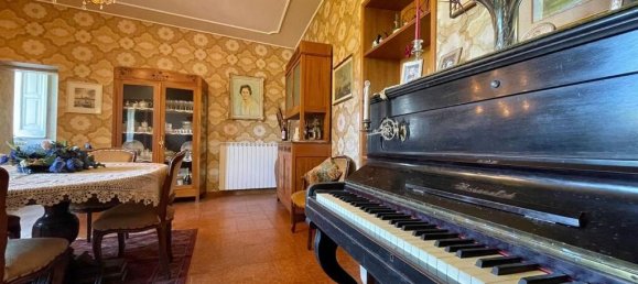 4 bedrooms Castles in Pico, Italy No. 57431 12