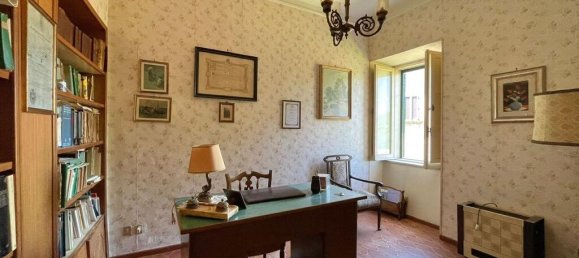 4 bedrooms Castles in Pico, Italy No. 57431 23