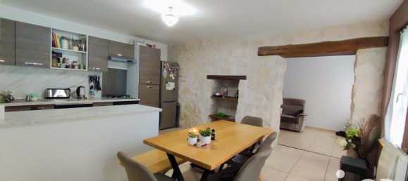 1 bedroom Apartment in Fleurines, France No. 211289 4