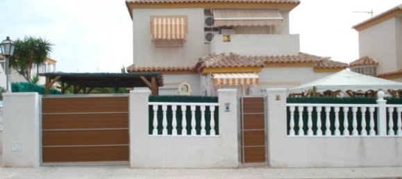 3 chambres Maison à Torrevieja, Spain No. 187952 2