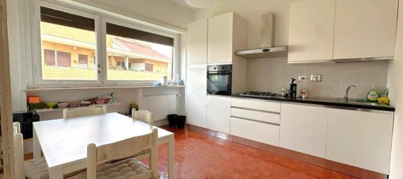 4 bedrooms Apartment in Rome, Italy No. 311817 10