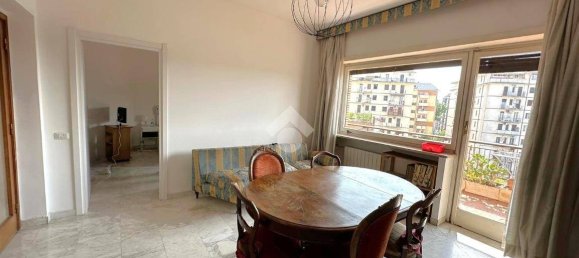 4 bedrooms Apartment in Rome, Italy No. 311817 4