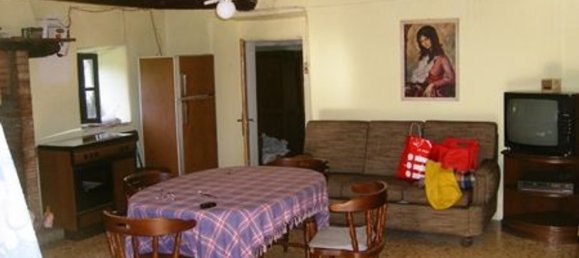 Дом с 8 комнатами в Орвието, Италия № 47379 7