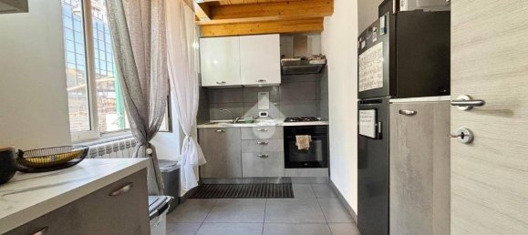 Apartamento de 2 dormitorios en Naples, Italy No. 53952 12