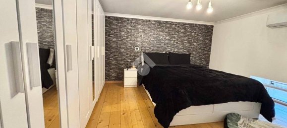 Apartamento de 2 dormitorios en Naples, Italy No. 53952 21