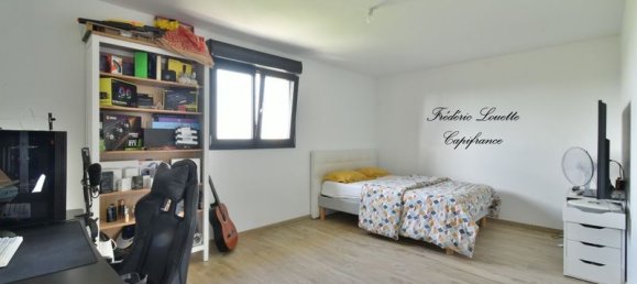 Casa de 5 dormitorios en Montmirail, France No. 68785 5