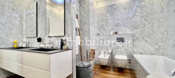 2 bedrooms Apartment in Milan, Italy No. 378941 32