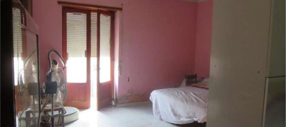 7 rooms House in Carinola, Italy No. 93368 2