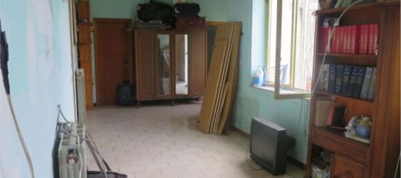 7 rooms House in Carinola, Italy No. 93368 3