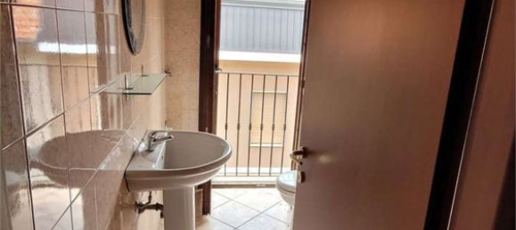 Estudio en Seregno, Italy No. 4965 9