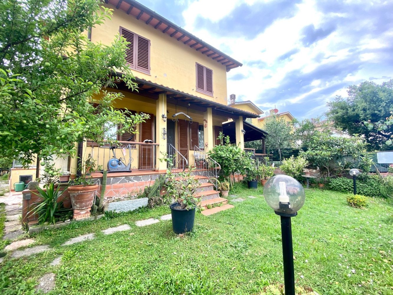 Casa de 5 habitaciónes en Castelfranco Piandiscò, Italy No. 62890