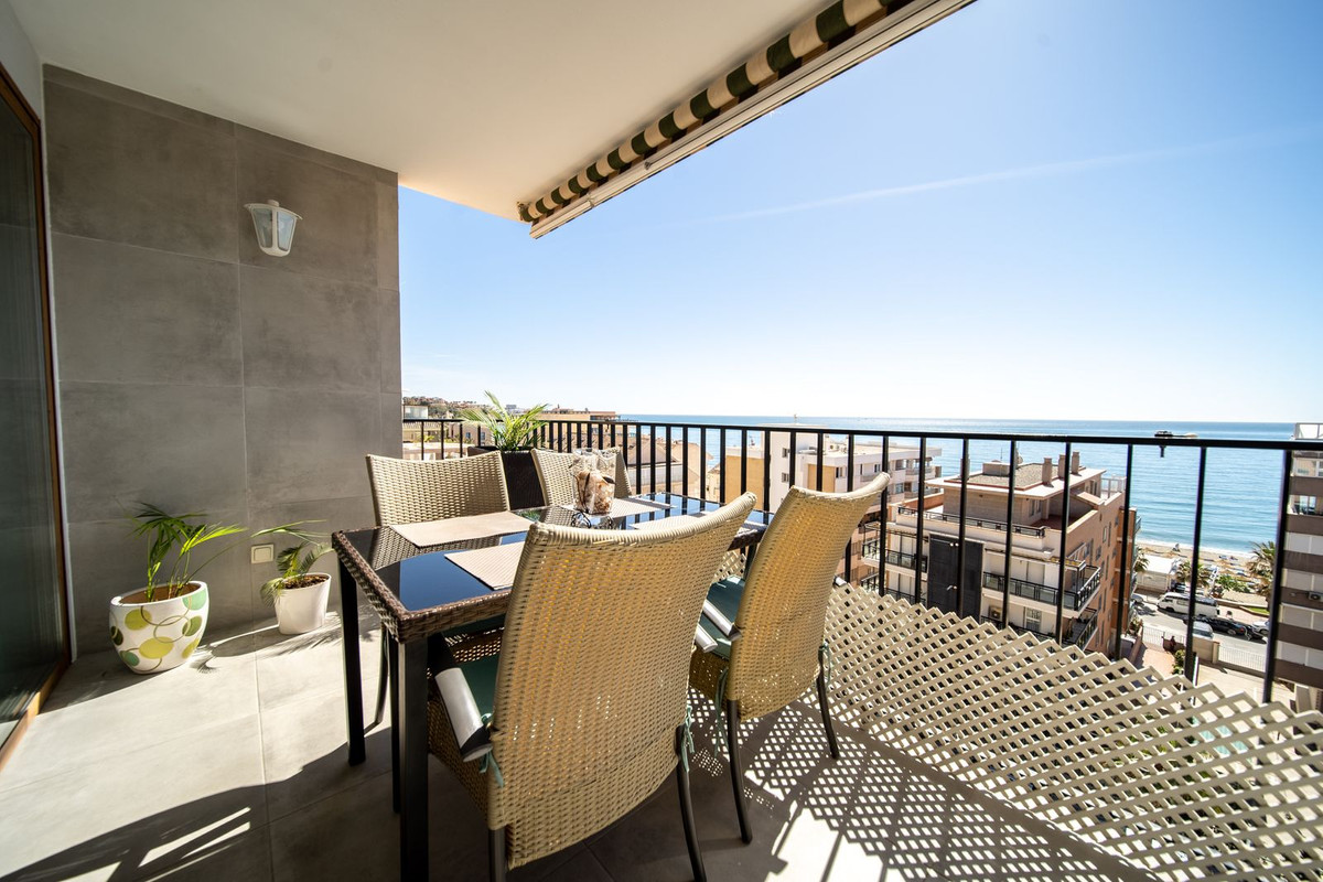 3 bedrooms Penthouse in Fuengirola, Spain No. 40339