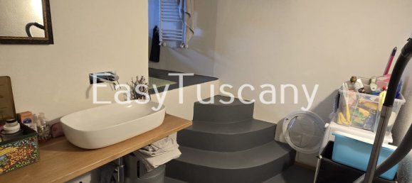 2 rooms Apartment in Lucca, Italy No. 86701 8