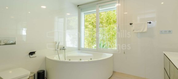 6 Schlafzimmer Villa in Marbella, Spain, Nr. 80851 22