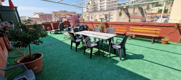 3 rooms Apartment in Naples, Italy No. 71415 8