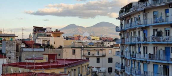 3 rooms Apartment in Naples, Italy No. 71415 33