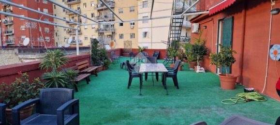 3 rooms Apartment in Naples, Italy No. 71415 9