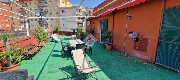 3 rooms Apartment in Naples, Italy No. 71415 5