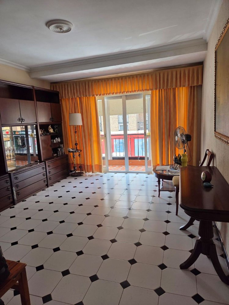 Apartamento de 3 dormitorios en Andalucía, Spain No. 214043