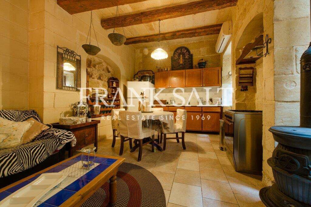 Moradia em banda T3 em Mosta, Malta N.º 7809