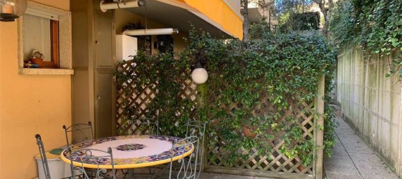 Casa de 6 habitaciónes en Perugia, Italy No. 5565 25