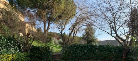 Casa de 6 habitaciónes en Perugia, Italy No. 5565 20