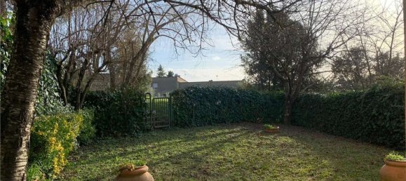 Casa de 6 habitaciónes en Perugia, Italy No. 5565 11