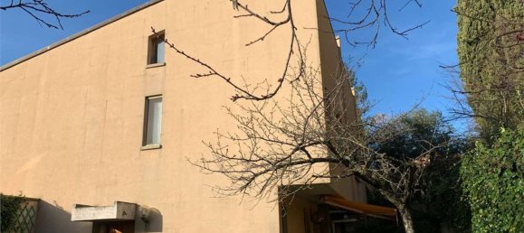 Casa de 6 habitaciónes en Perugia, Italy No. 5565 28