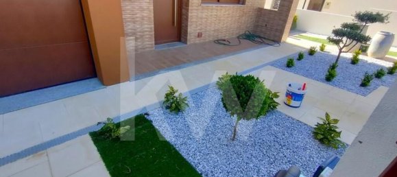 5 bedrooms House in Loures, Portugal No. 93340 14