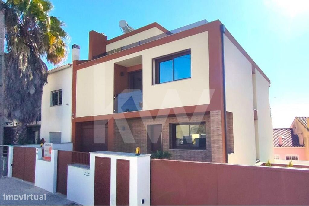 5 bedrooms House in Loures, Portugal No. 93340