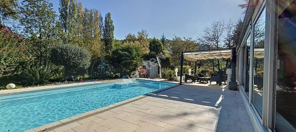 Дом с 4 спальнями в Азе-ле-Ридо, Франция № 229835 2