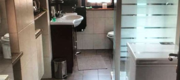 Apartamento de 4 dormitorios en Fontanetto Po, Italy No. 364521 11