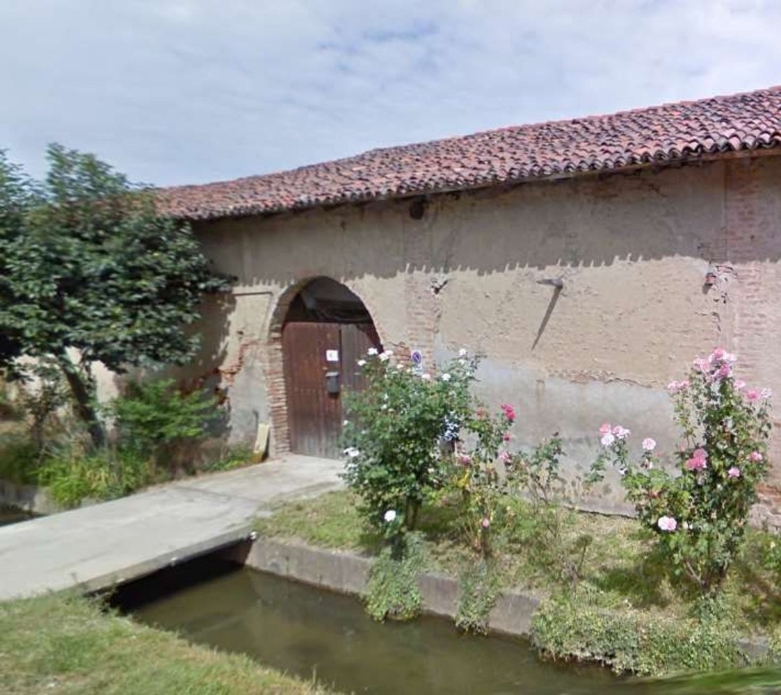 Apartamento de 4 dormitorios en Fontanetto Po, Italy No. 364521