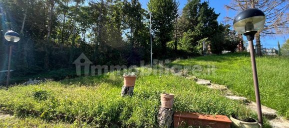 Villa de 2 dormitorios en San Paolo Solbrito, Italy No. 196682 24