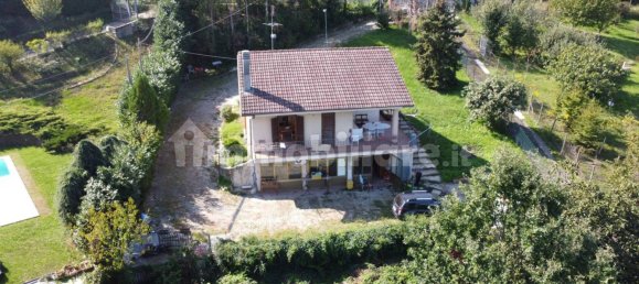 Villa de 2 dormitorios en San Paolo Solbrito, Italy No. 196682 14