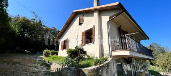 Villa de 2 dormitorios en San Paolo Solbrito, Italy No. 196682 17