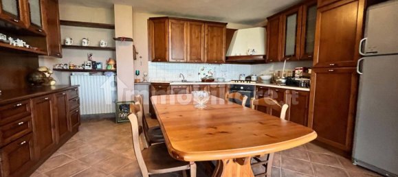 Villa de 2 dormitorios en San Paolo Solbrito, Italy No. 196682 6