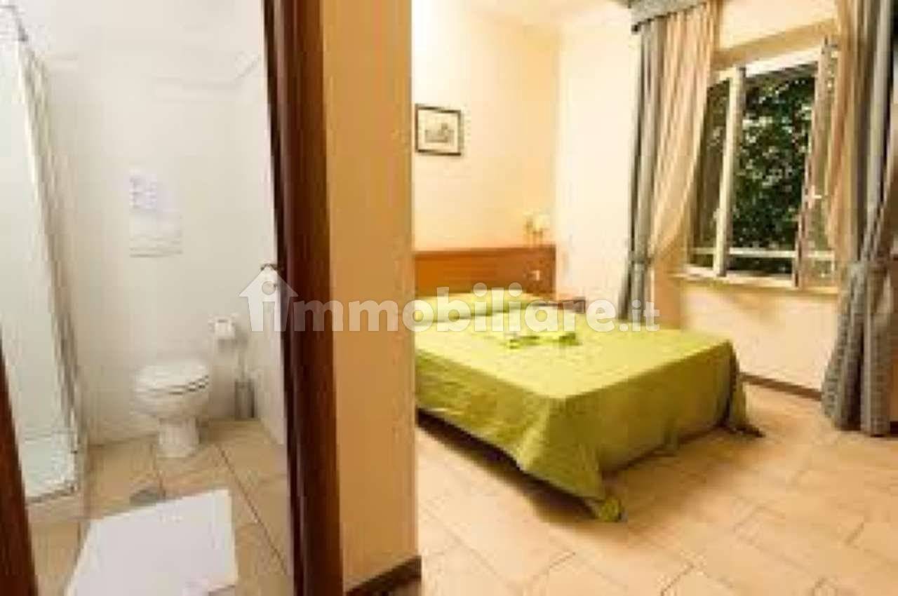 5 rooms Hotel in Rome, Italy No. 213323