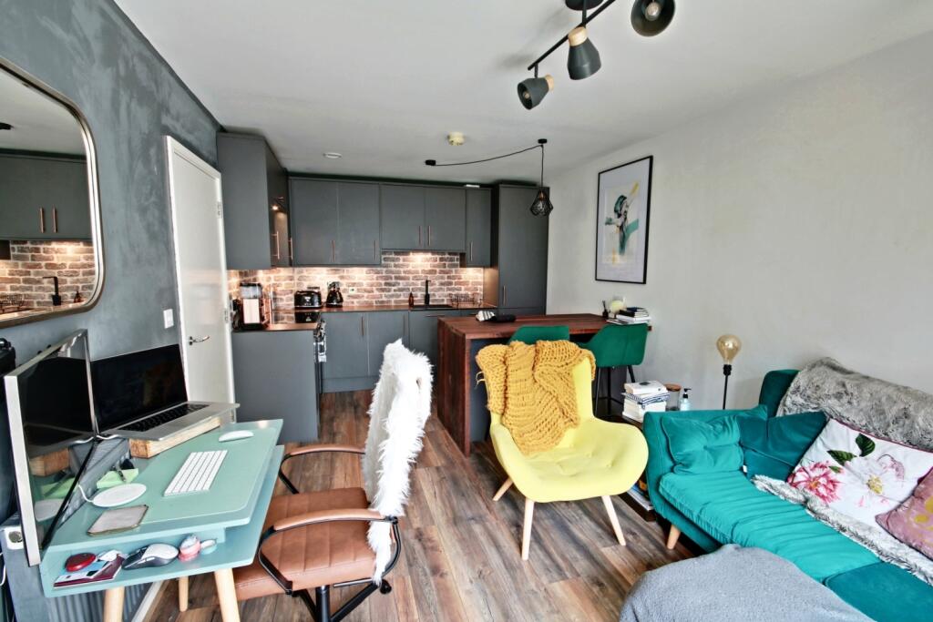 1 bedroom Apartment in London, United Kingdom No. 13503