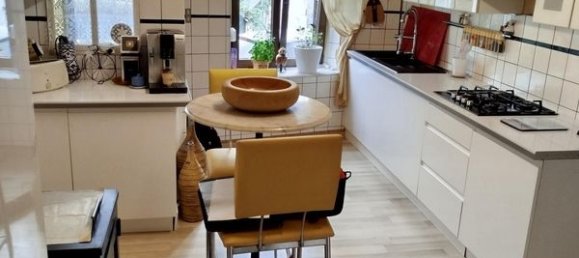 3 bedrooms House in Breheville, France No. 246296 2