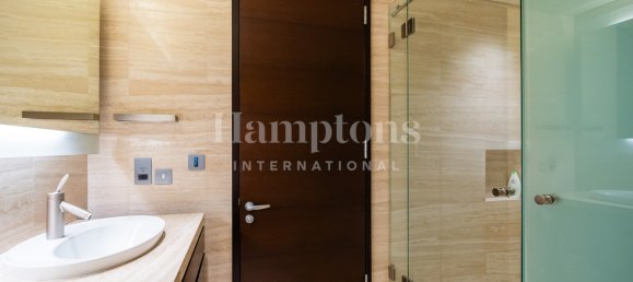 2 bedrooms Apartment for rent in Burj Khalifa, Dubai, UAE № 196139 10