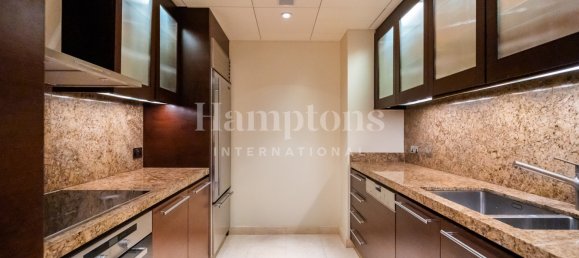 2 bedrooms Apartment for rent in Burj Khalifa, Dubai, UAE № 196139 14