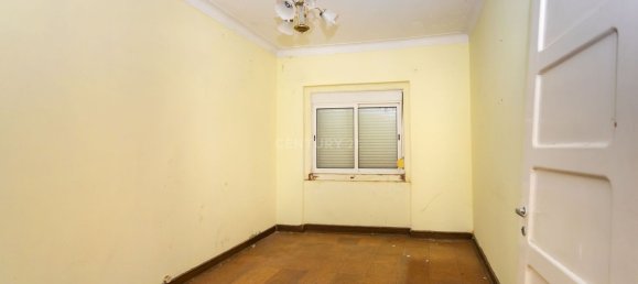 4 bedrooms House in Almada, Portugal No. 145513 37