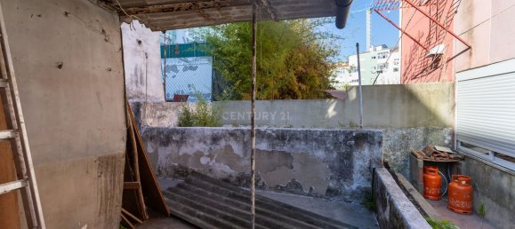 4 bedrooms House in Almada, Portugal No. 145513 18