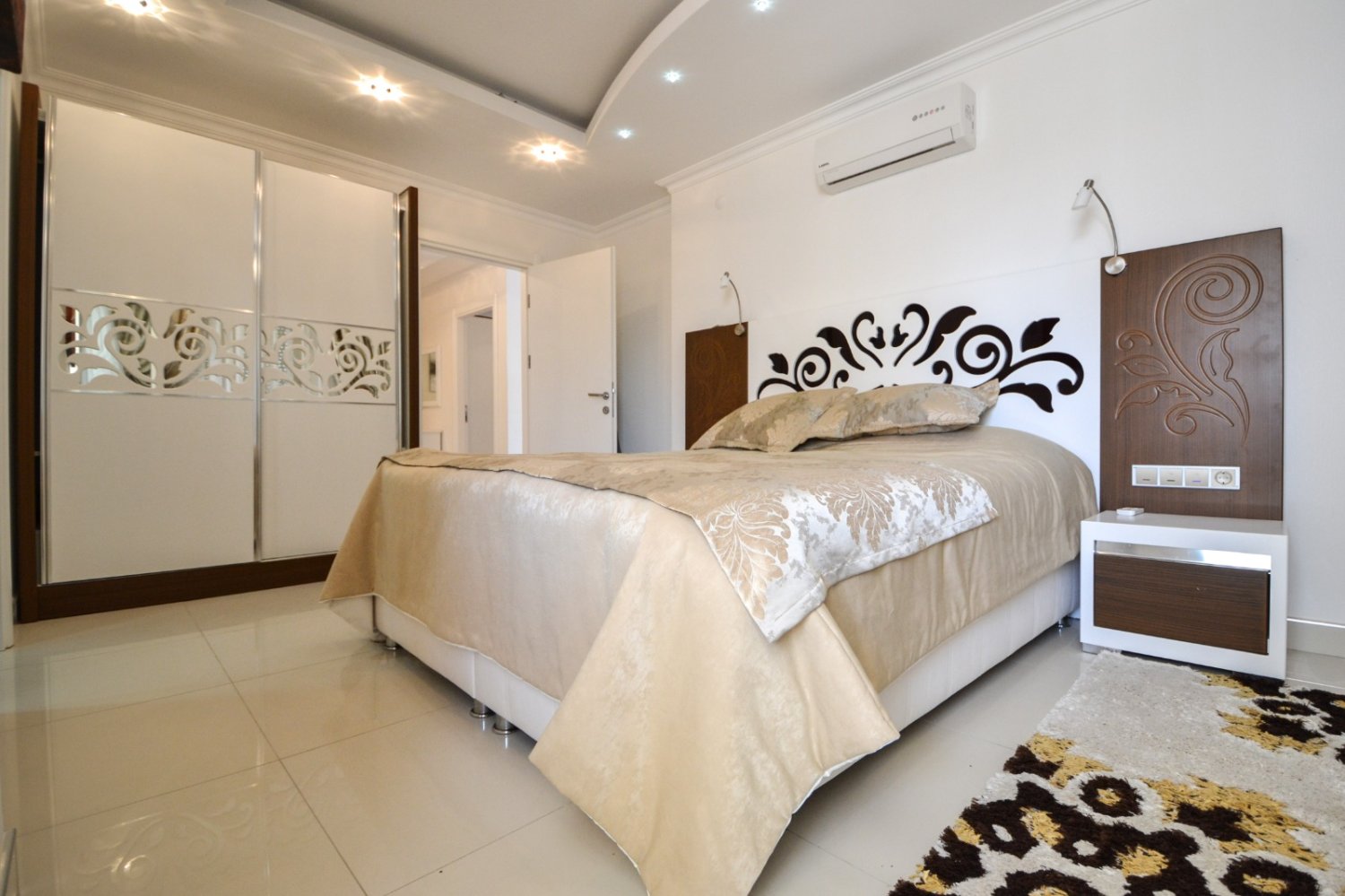 Apartment 2+1 in Mahmutlar, Turkey No. 2096