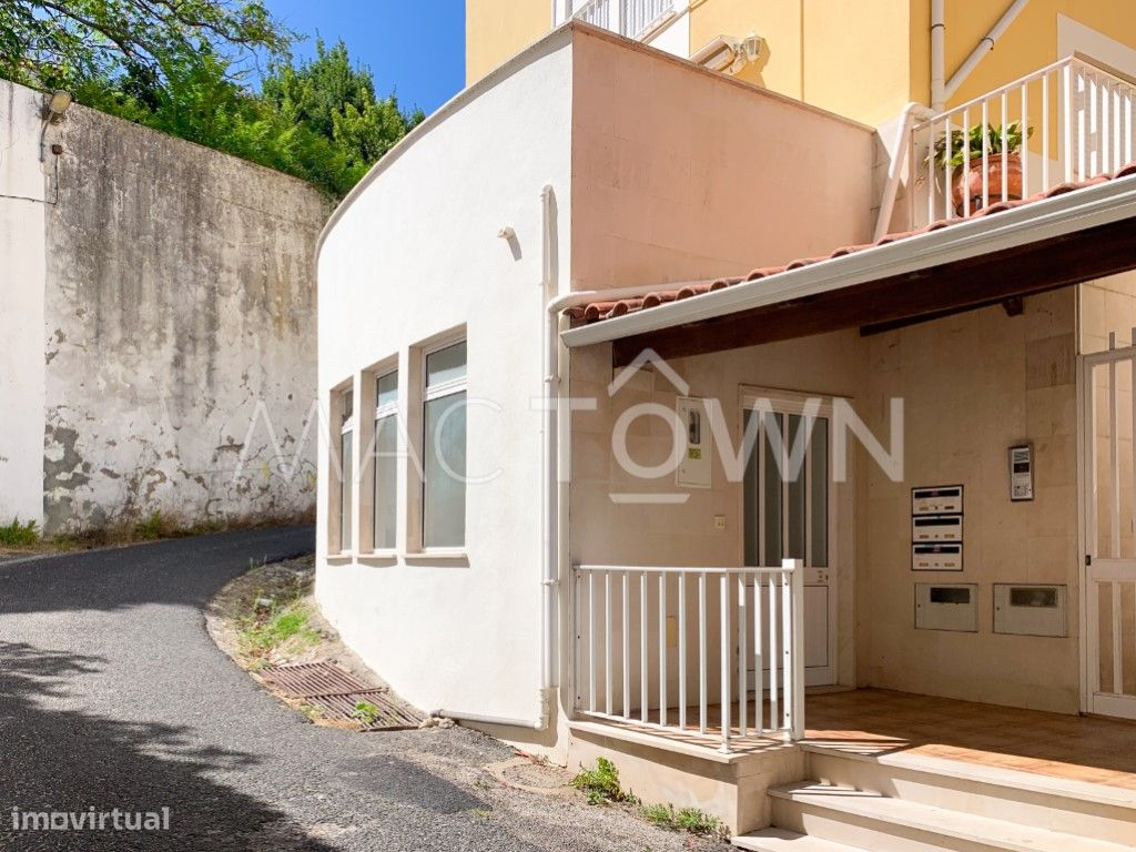 40m² Commercial property in Torres Novas, Portugal No. 295530